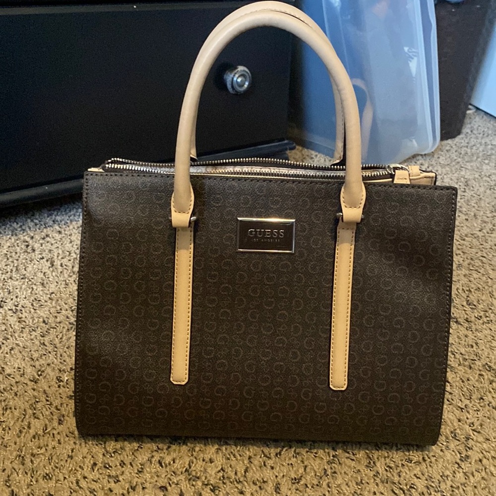 GUESS hand bag